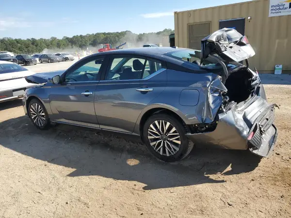 1N4BL4DV3SN365992 2025 NISSAN ALTIMA - Image 2