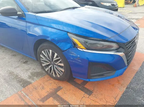 2025 NISSAN ALTIMA auction photo 6