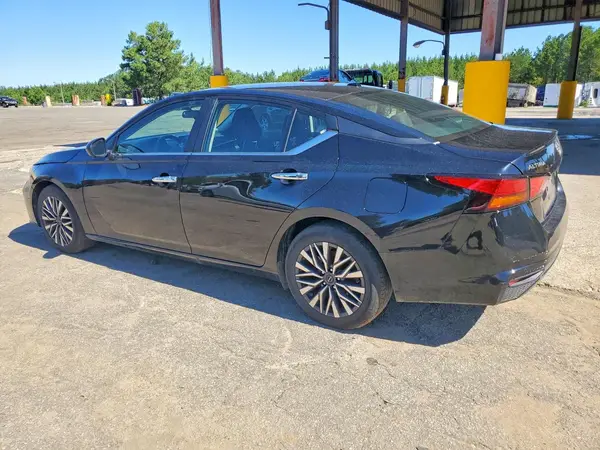 1N4BL4DV3SN367287 2025 NISSAN ALTIMA - Image 2