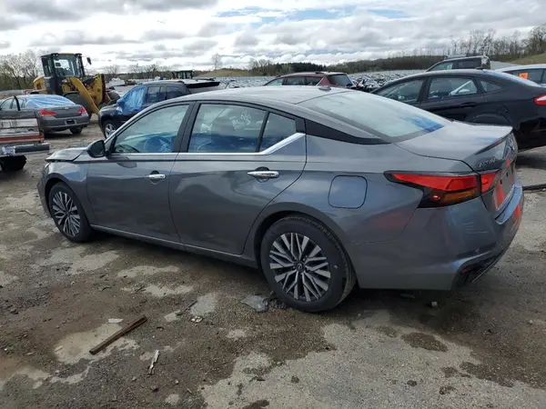 1N4BL4DV3SN369590 2025 NISSAN ALTIMA - Image 2