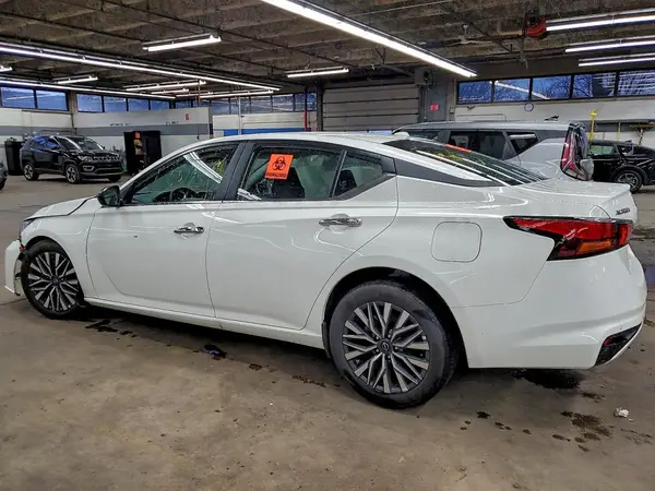 1N4BL4DV3SN378502 2025 NISSAN ALTIMA - Image 2