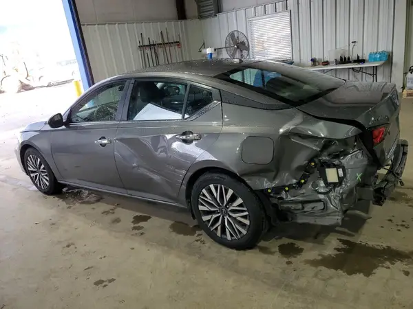 1N4BL4DV3SN381898 2025 NISSAN ALTIMA - Image 2