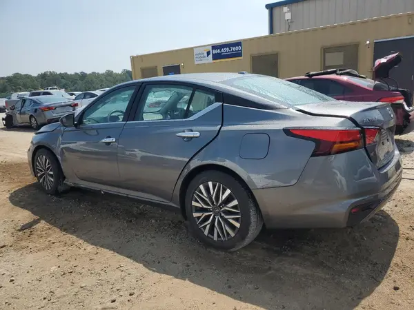 1N4BL4DV3SN383201 2025 NISSAN ALTIMA - Image 2