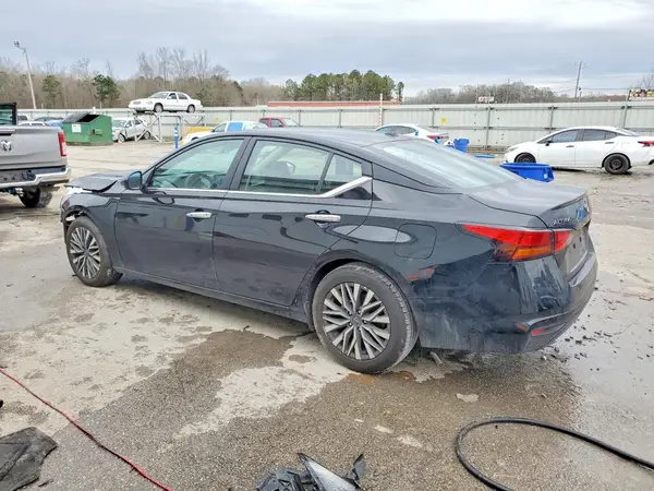 1N4BL4DV3SN383280 2025 NISSAN ALTIMA - Image 2