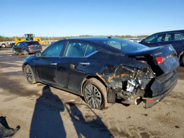 1N4BL4DV3SN385479 2025 NISSAN ALTIMA - Image 2