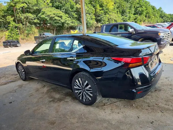 1N4BL4DV3SN385515 2025 NISSAN ALTIMA - Image 2