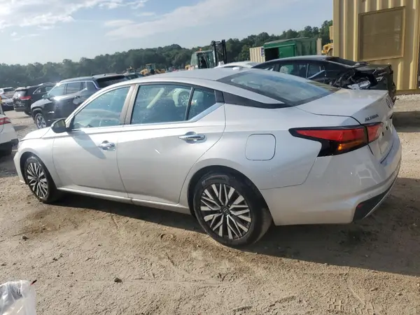 1N4BL4DV3SN387717 2025 NISSAN ALTIMA - Image 2