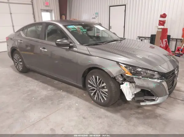 1N4BL4DV3SN389421 2025 NISSAN ALTIMA - Image 1