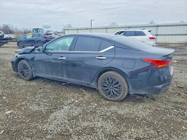 1N4BL4DV3SN392173 2025 NISSAN ALTIMA - Image 2