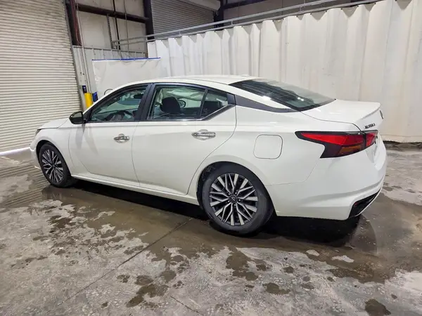 1N4BL4DV3SN400921 2025 NISSAN ALTIMA - Image 2