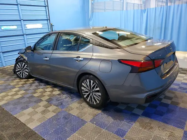 1N4BL4DV3SN404421 2025 NISSAN ALTIMA - Image 2