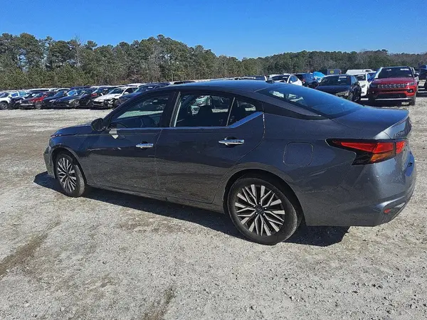 1N4BL4DV3SN404872 2025 NISSAN ALTIMA - Image 2
