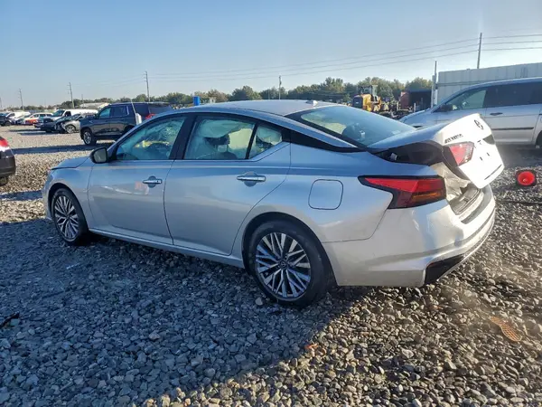 1N4BL4DV3SN422613 2025 NISSAN ALTIMA - Image 2