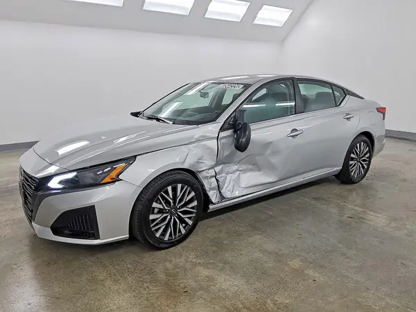 1N4BL4DV3TN352029 2026 NISSAN ALTIMA - Image 1