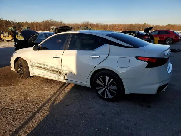 1N4BL4DV4MN300989 2021 NISSAN ALTIMA - Image 2