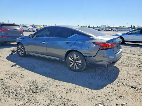 1N4BL4DV4MN311894 2021 NISSAN ALTIMA - Image 2
