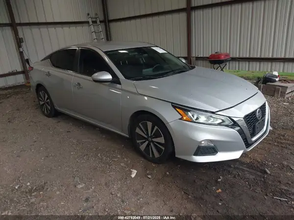 1N4BL4DV4MN325830 2021 NISSAN ALTIMA - Image 1