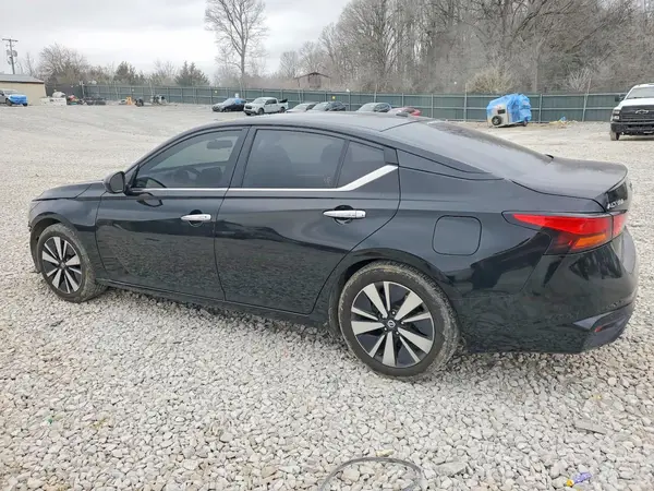 1N4BL4DV4MN337945 2021 NISSAN ALTIMA - Image 2