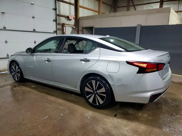 1N4BL4DV4MN338321 2021 NISSAN ALTIMA - Image 2