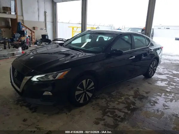 1N4BL4DV4MN338741 2021 NISSAN ALTIMA - Image 2