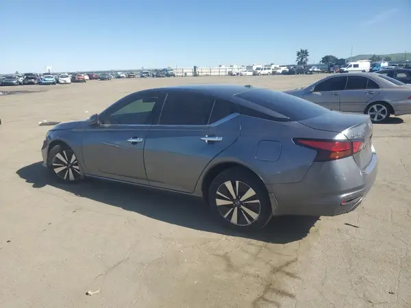 1N4BL4DV4MN350470 2021 NISSAN ALTIMA - Image 2