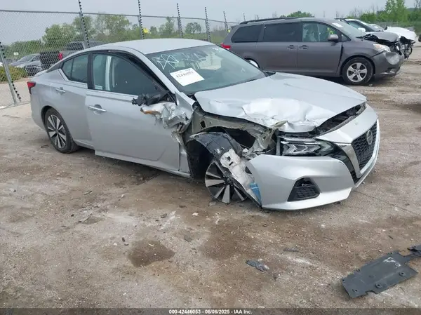 1N4BL4DV4MN357418 2021 NISSAN ALTIMA - Image 1