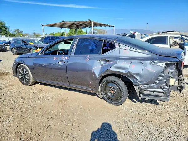 1N4BL4DV4MN362506 2021 NISSAN ALTIMA - Image 2