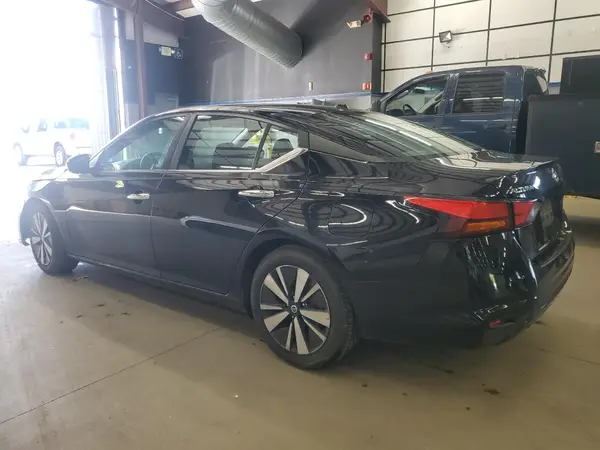 1N4BL4DV4MN362635 2021 NISSAN ALTIMA - Image 2