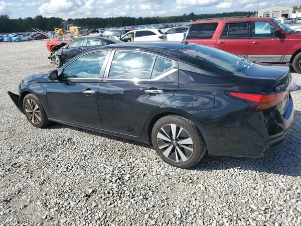 1N4BL4DV4MN387289 2021 NISSAN ALTIMA - Image 2