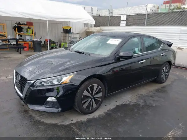 1N4BL4DV4MN387390 2021 NISSAN ALTIMA - Image 2