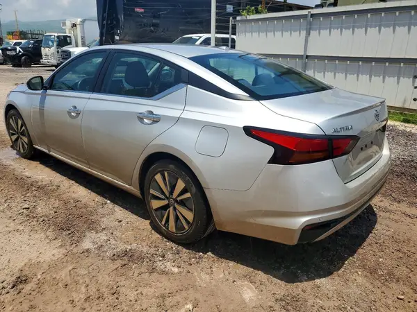 1N4BL4DV4MN409338 2021 NISSAN ALTIMA - Image 2