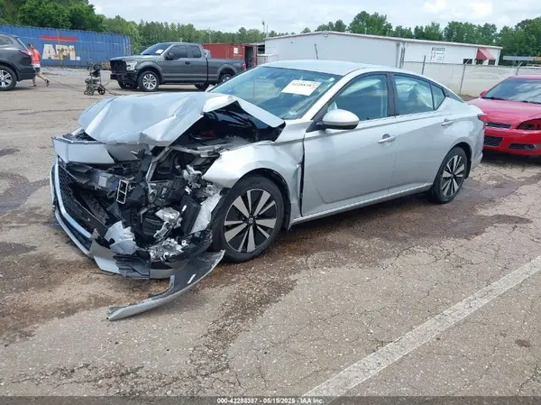 1N4BL4DV4MN412272 2021 NISSAN ALTIMA - Image 2