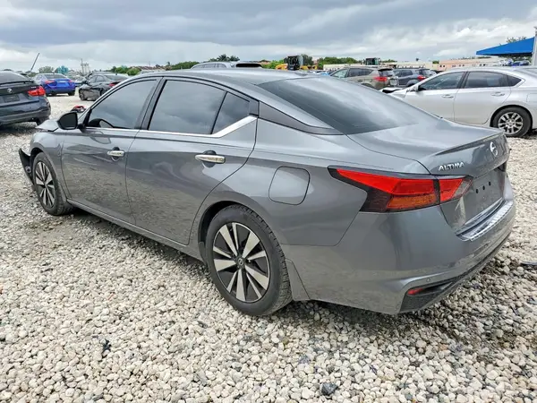 1N4BL4DV4MN414779 2021 NISSAN ALTIMA - Image 2