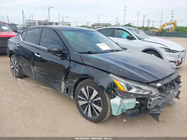 1N4BL4DV4NN303988 2022 NISSAN ALTIMA - Image 1