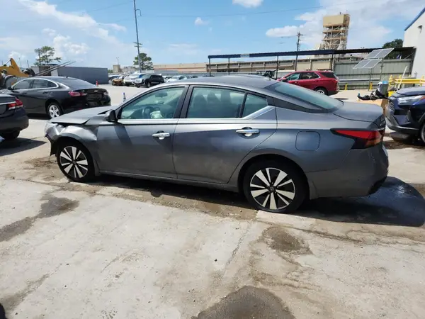 1N4BL4DV4NN346159 2022 NISSAN ALTIMA - Image 2