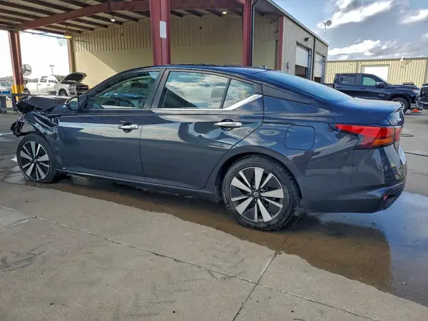 1N4BL4DV4NN353337 2022 NISSAN ALTIMA - Image 2