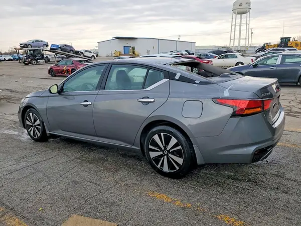 1N4BL4DV4NN378450 2022 NISSAN ALTIMA - Image 2