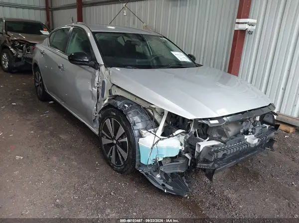 1N4BL4DV4NN382885 2022 NISSAN ALTIMA - Image 1