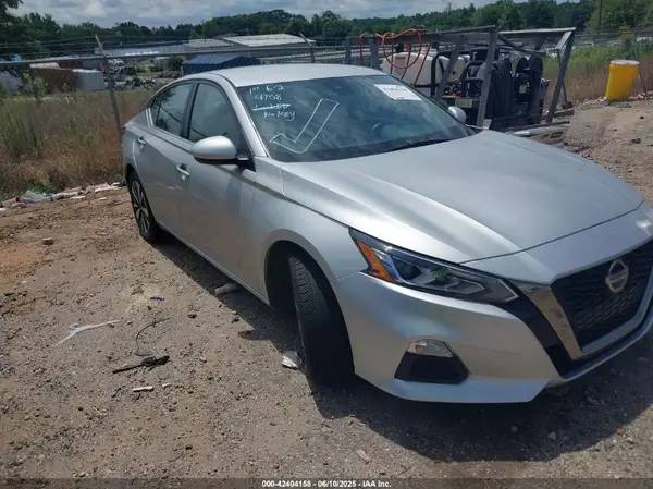 1N4BL4DV4NN384975 2022 NISSAN ALTIMA - Image 1
