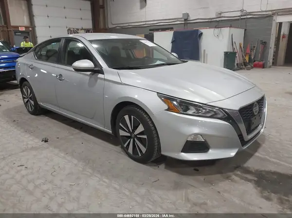 1N4BL4DV4NN398195 2022 NISSAN ALTIMA - Image 1