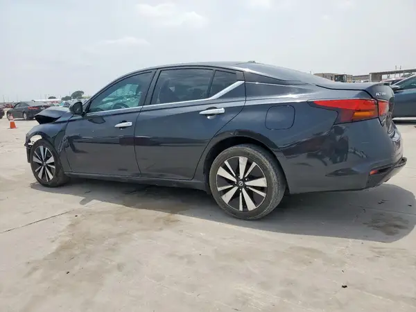 1N4BL4DV4NN402262 2022 NISSAN ALTIMA - Image 2