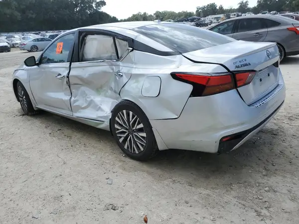 1N4BL4DV4PN304951 2023 NISSAN ALTIMA - Image 2