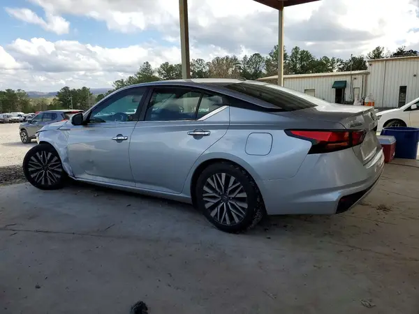 1N4BL4DV4PN306828 2023 NISSAN ALTIMA - Image 2