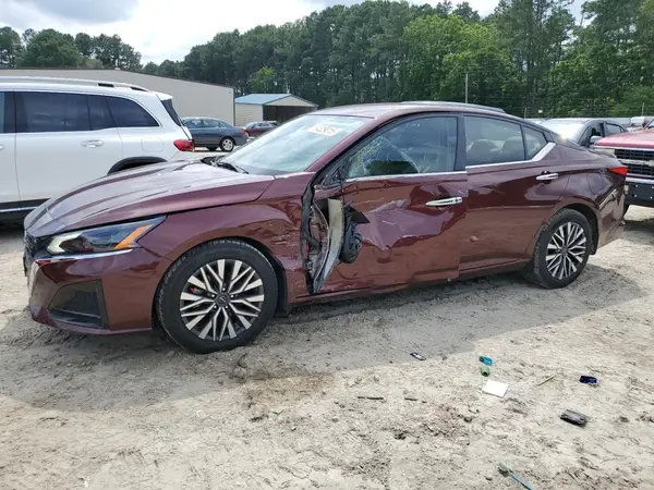 1N4BL4DV4PN318283 2023 NISSAN ALTIMA - Image 1