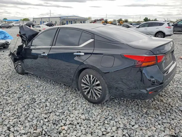 1N4BL4DV4PN319451 2023 NISSAN ALTIMA - Image 2