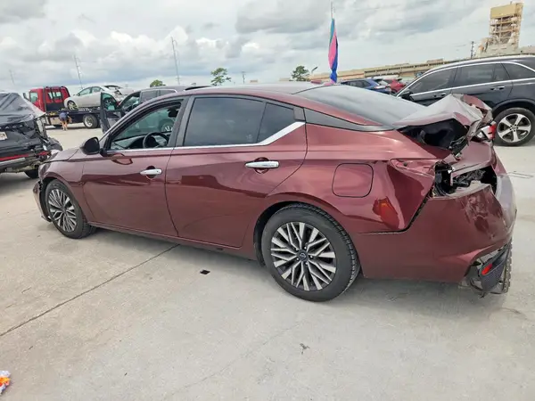 1N4BL4DV4PN325444 2023 NISSAN ALTIMA - Image 2