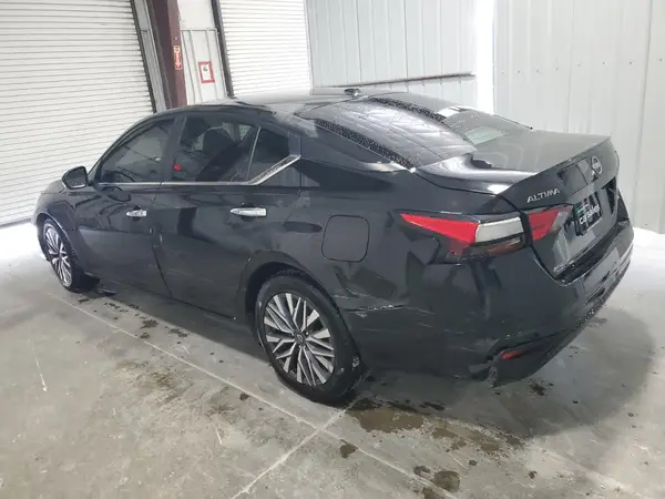 1N4BL4DV4PN336167 2023 NISSAN ALTIMA - Image 2