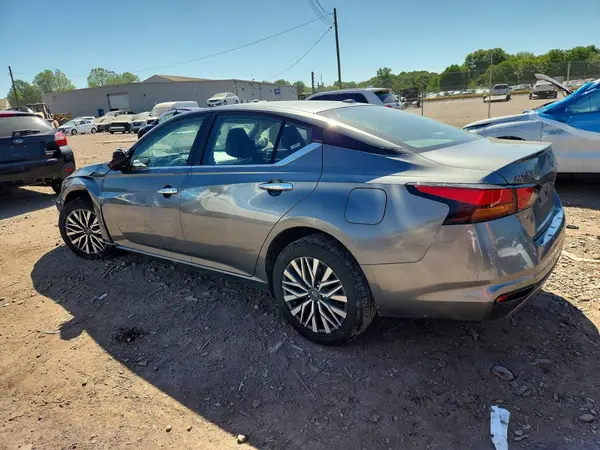 1N4BL4DV4PN345340 2023 NISSAN ALTIMA - Image 2