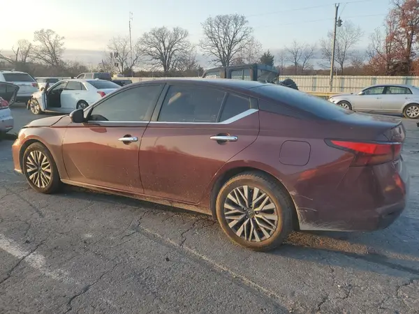 1N4BL4DV4PN346715 2023 NISSAN ALTIMA - Image 2