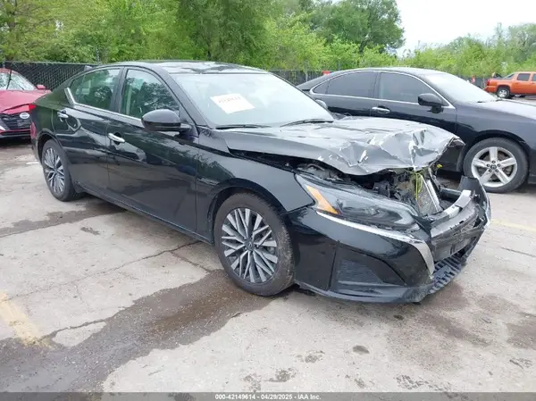 1N4BL4DV4PN349355 2023 NISSAN ALTIMA - Image 1